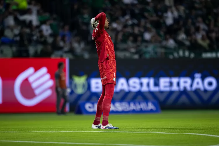 Favorito ao título do Brasileirão, Palmeiras perde em casa para o Atlético Mineiro