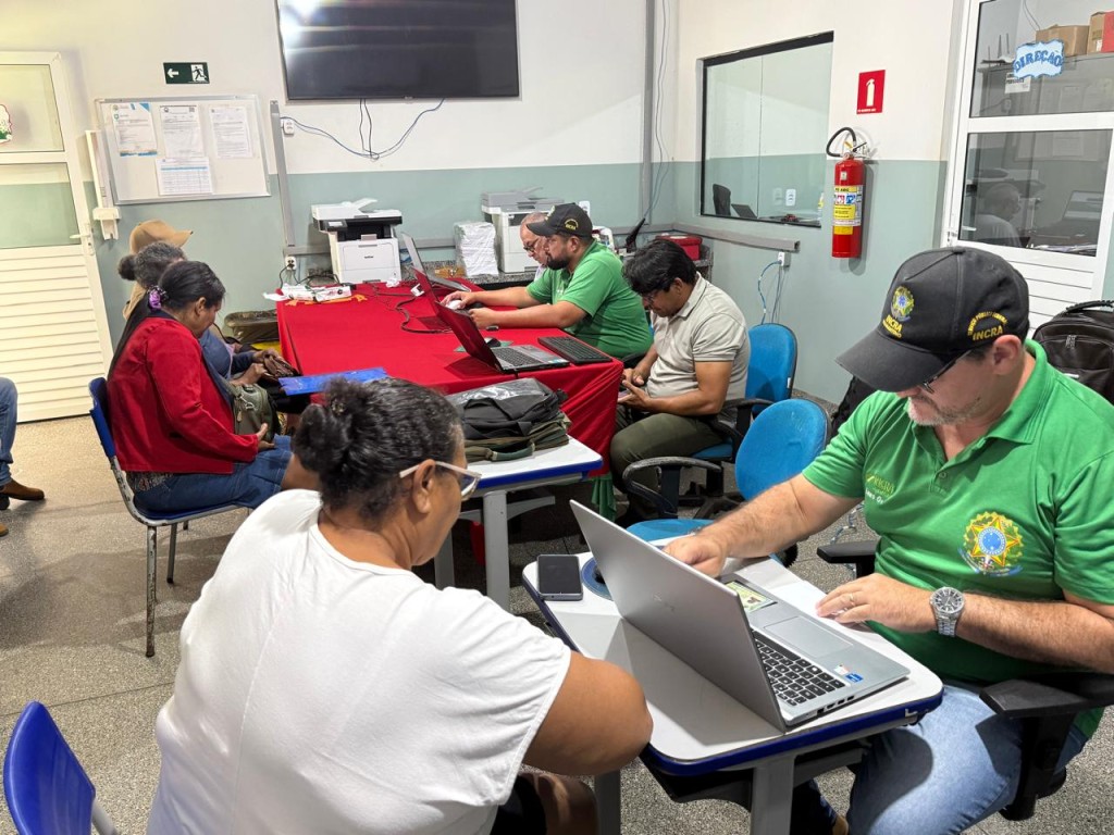 Titulos de terra foram entregues à assentados em Tangará da Serra MT