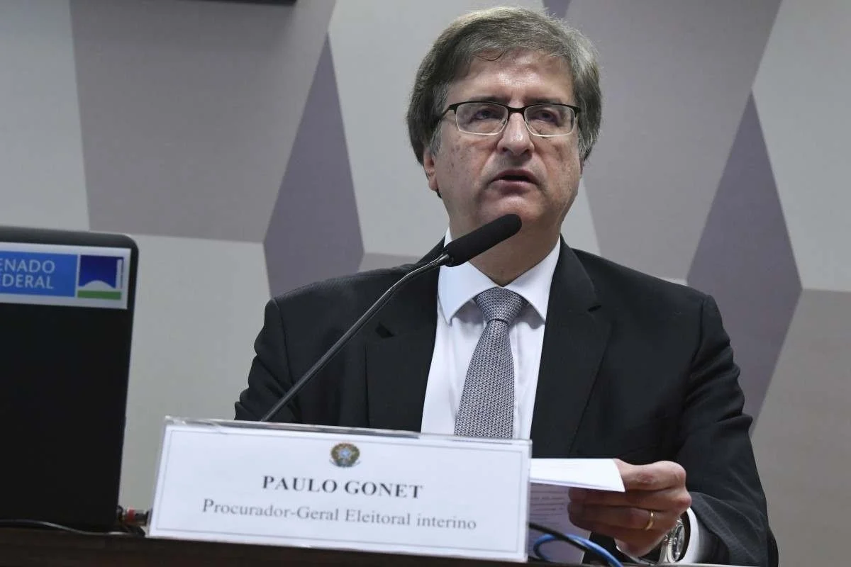 Podridão: Delegados da PF pedem afastamento de Procurador da República do PT