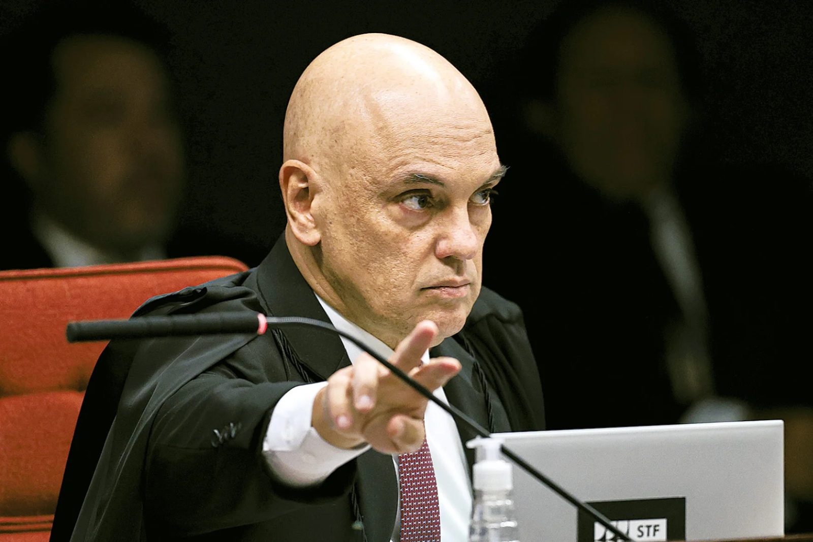 Sem saída: Moraes cancela pronunciamento que faria nesta quinta(10)