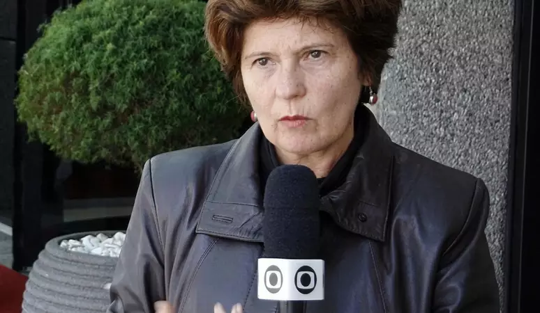 Jornalista Neide Duarte diz que Globo está em “batalha para derrubar Lula”