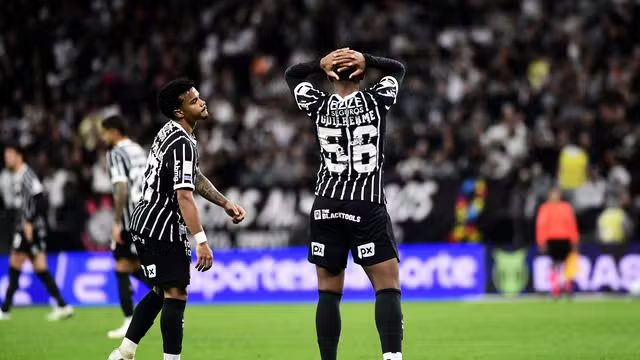 De virada Chapecoense vence o Corinthians na Néo Química neste domingo(06)
