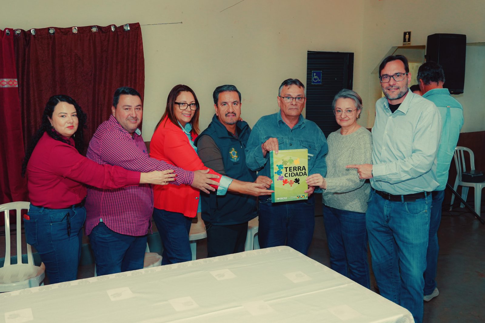 INCRA entrega 33 titulos de dominio à Assentamento em Andradina SP